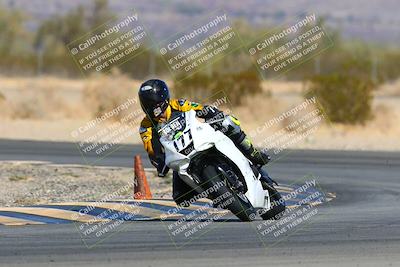 media/Jan-16-2022-CVMA (Sun) [[7f3d92989d]]/Race 2 Supersport Middleweight/